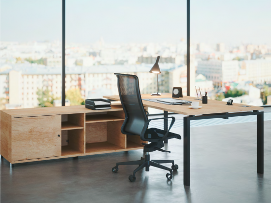 Bureau de direction piètement arche avec meuble de rangement ouvert